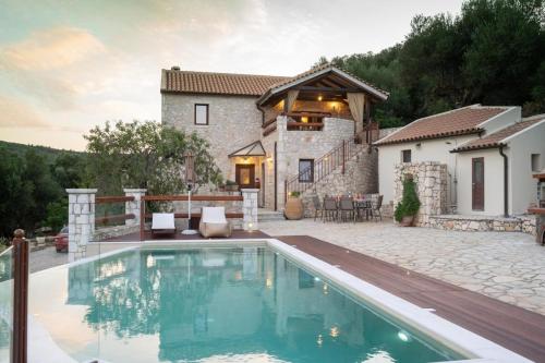 Бассейн в Villa Bolios Sea view Private Pool или поблизости