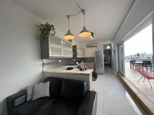 Η κουζίνα ή μικρή κουζίνα στο Penthouse with Immense Outdoor Area