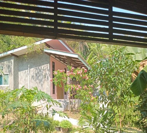 Imagen de la galería de Chom Suan Farmstay, en Ko Kood