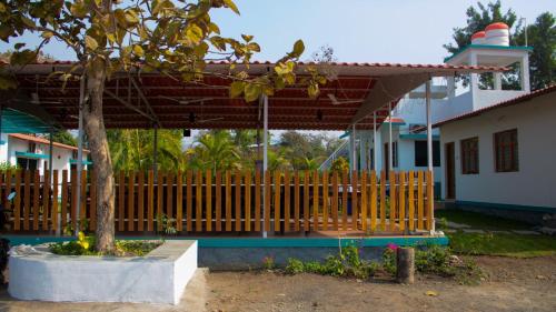 Mohor Retreatにある庭