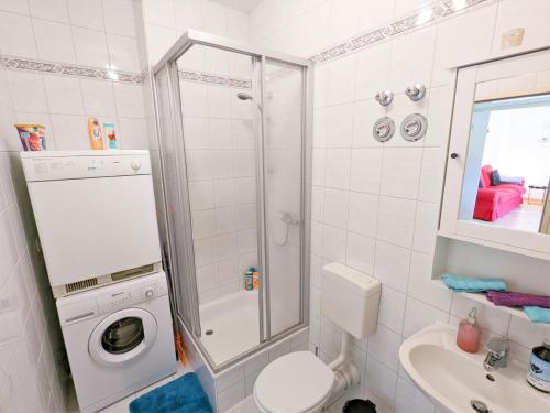 Koupelna v ubytování UO - Urlaubsmagie - helle Wohnung,Sauna,Whirlpool