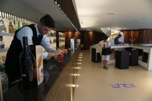 Gallery image of White Hotel in Vieste