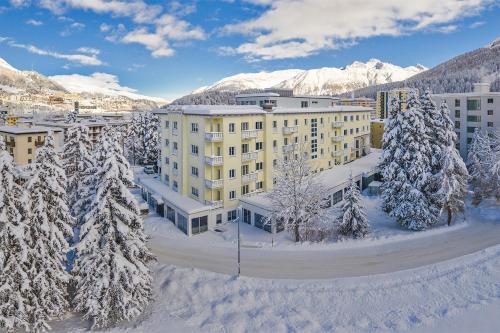Hotel Laudinella v zimě