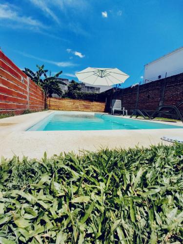 Casa con piscina de uso exclusivo