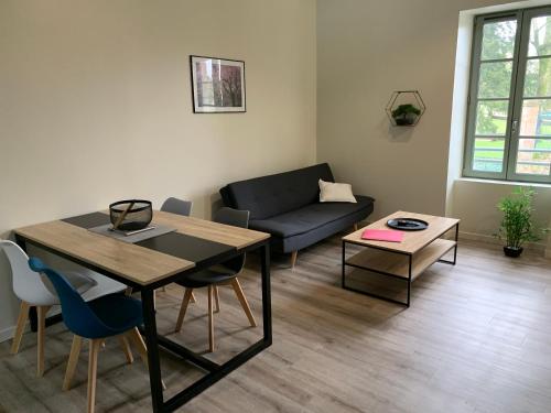 אזור ישיבה ב-Appartement Hanami - Maulévrier Cholet Puy du Fou