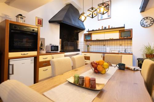 Η κουζίνα ή μικρή κουζίνα στο Apartment Centar