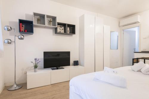 Easylife - Milano - Magolfa 1 N8 - Navigli