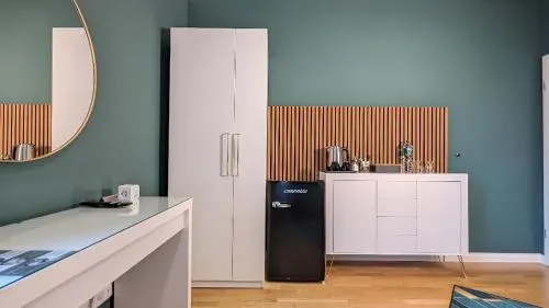 3 ROOMS - Zimmervermietung nähe Flughafen BER - gratis WLAN, Parken & Netflix photo 8
