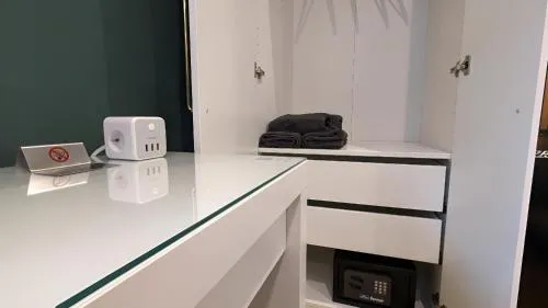 3 ROOMS - Zimmervermietung nähe Flughafen BER - gratis WLAN, Parken & Netflix photo 10