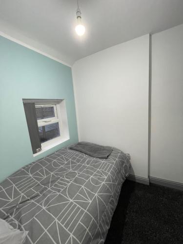 Katil atau katil-katil dalam bilik di Luxurious En-suite RM2