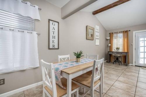 デントンにあるCentrally Located 3BR 2BA - !のギャラリーの写真