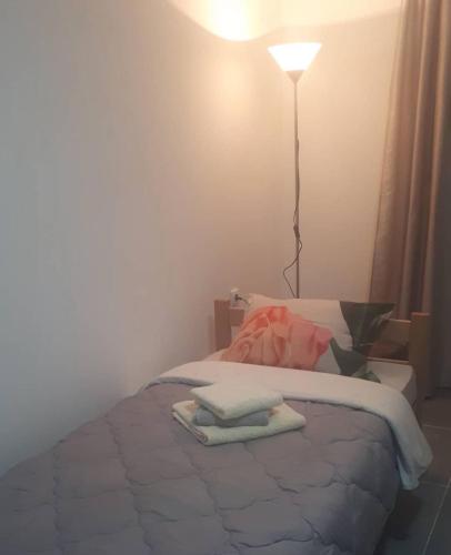 Una cama o camas en una habitación de Hostel Yugoslavija 1