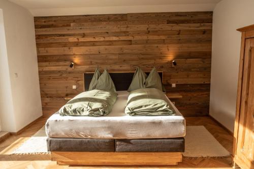Легло или легла в стая в Edelweiss Lodge