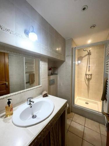 Photo de la galerie de l'établissement Le Du Guet, à La Turbie