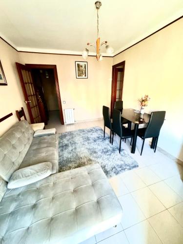 A seating area at 3 bedrooms flat near of the beach