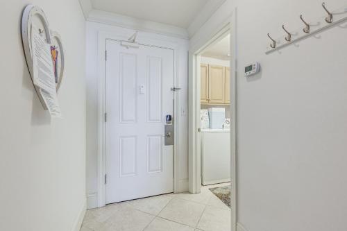 Φωτογραφία από το άλμπουμ του Dauphin Island Condo Beach and Hot Tub Access! σε Dauphin Island