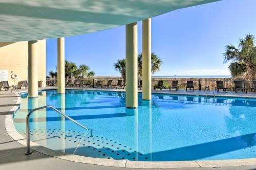 Πισίνα στο ή κοντά στο Dauphin Island Condo Beach and Hot Tub Access!