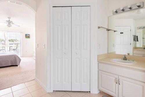Comfortable House with hot tub close to Disney photo 18