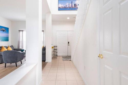 Comfortable House with hot tub close to Disney photo 3