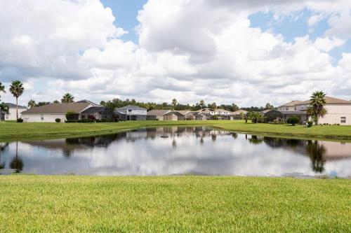 Comfortable House with hot tub close to Disney photo 46