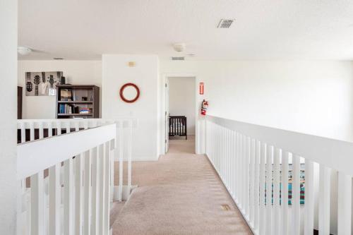 Comfortable House with hot tub close to Disney photo 61