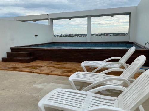 Fotografie z fotogalerie ubytování Terrazas Resort monoambiente luminoso con piscina- cochera opcional v destinaci La Plata