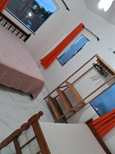 Televisyen dan/atau pusat hiburan di Casa com piscina Itapoá Itapema do Norte