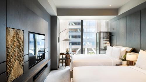 Una cama o camas en una habitación de InterContinental Auckland by IHG