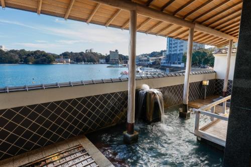 Vista de un río cerca de este ryokan