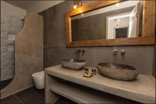 Afbeelding uit fotogalerij van Naxos Plaka villas with private pool in Plaka