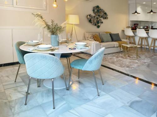 Kép Fantastic Apartment 2 Minutes Walk From The Beach szállásáról Marbellában a galériában