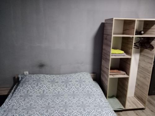 Voodi või voodid majutusasutuse A cozy bedsit! toas