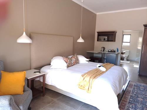 Katil atau katil-katil dalam bilik di Abella Bed and Breakfast