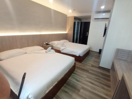 Gallery image of Mc Hotel Fairview in Manila