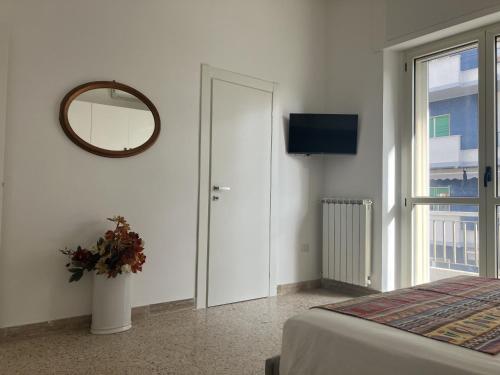 Μια τηλεόραση ή/και κέντρο ψυχαγωγίας στο B&B mare mio