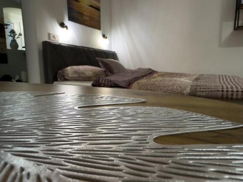 Ein Sitzbereich in der Unterkunft Apartments Adamas