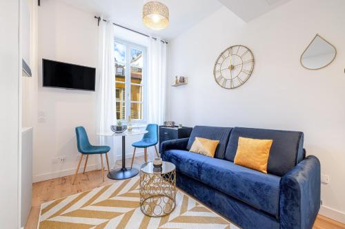 Charming City Center Studio 104