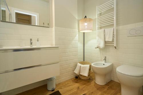 Koupelna v ubytování [Duomo Luxury Loft] A step from DUOMO