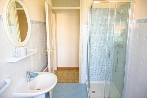Ett badrum på Cosmopoli - Porta a Mare