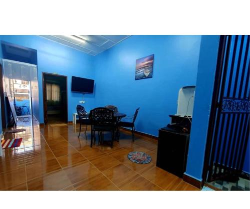 TV a/nebo společenská místnost v ubytování ShopLot Hostel Pangkor