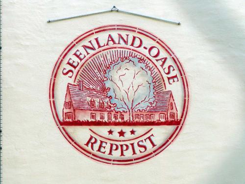 Un certificado, premio, letrero u otro documento en Seenlandoase Reppist
