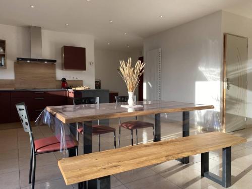 1100-Maison au cœur du village de Planguenoual.