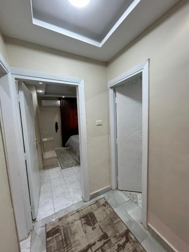 Ein Badezimmer in der Unterkunft شارع المساحه برج العناني