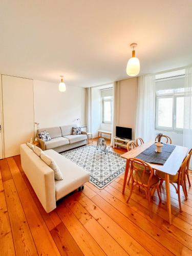 Arsenal 108, Design Apartments - NEW Light Downtown Chiado and River