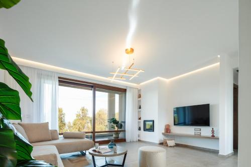 Gallery image of Riviera Vista Luxury Homes in Dhrámia