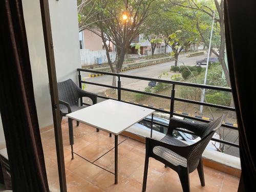 Balkón nebo terasa v ubytování Samruddhi S1 homestay garden villa or S3