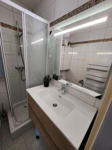 STUDIO de VACANCES FREJUS PLAGE