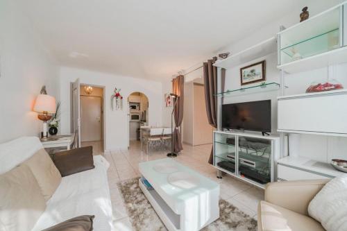 Nice studio heart of Cannes