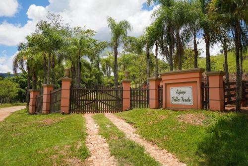 Κήπος έξω από το Espaço Villa Verde