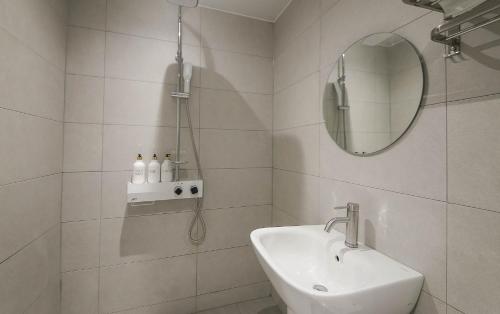 Ванная комната в Hey Gunsan Hotel